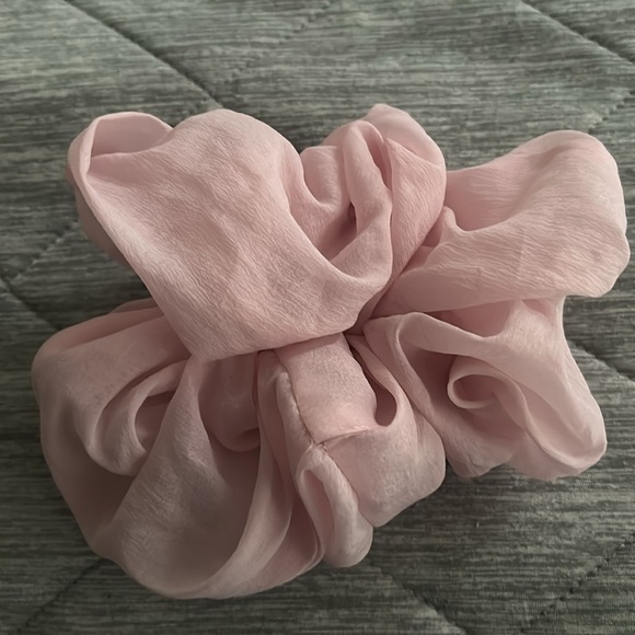 KITSCH bubble gum pink tulle headband - Picture 2 of 4